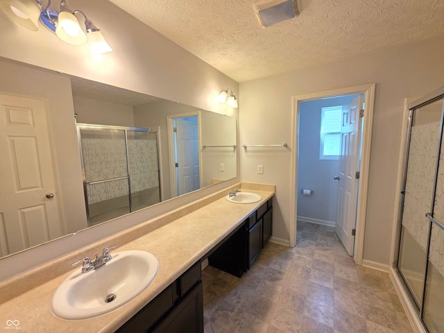 2347 Shadow Court, Columbus, IN 47201