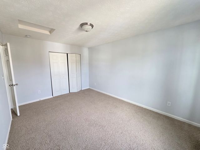 2347 Shadow Court, Columbus, IN 47201