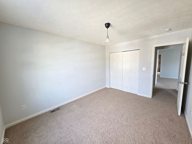 2347 Shadow Court, Columbus, IN 47201