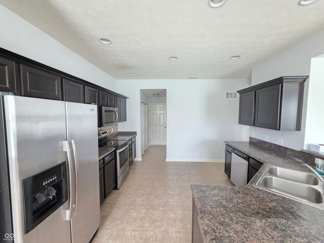 2347 Shadow Court, Columbus, IN 47201