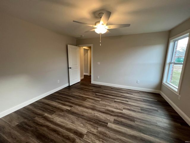 8836 Dahlia Court, Evansville, IN 47725