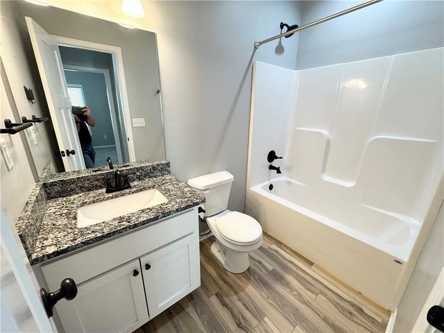 1700 W 6th Street Terrace, Knob Noster, MO 65336