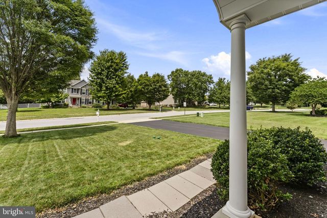 302 REDBUD DR, Oxford, PA 19363