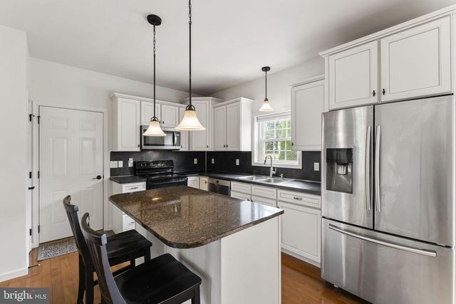 302 REDBUD DR, Oxford, PA 19363