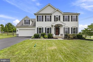 302 REDBUD DR, Oxford, PA 19363