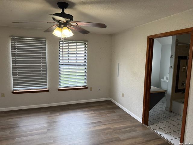 7285 Us Highway 87, China Grove, TX 78263