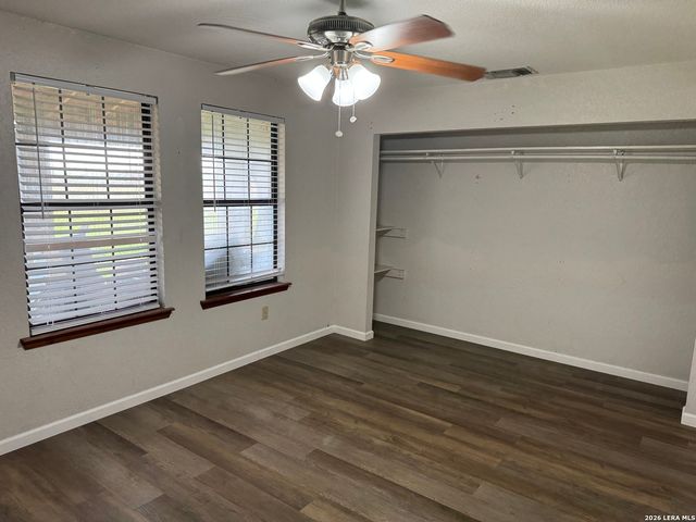 7285 Us Highway 87, China Grove, TX 78263