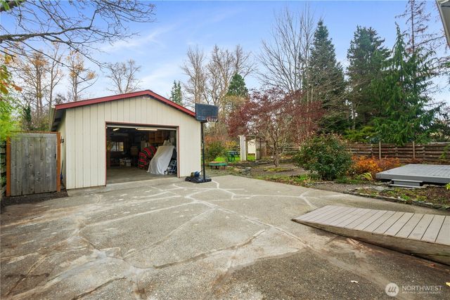 3116 Alderwood Avenue, Bellingham, WA 98225