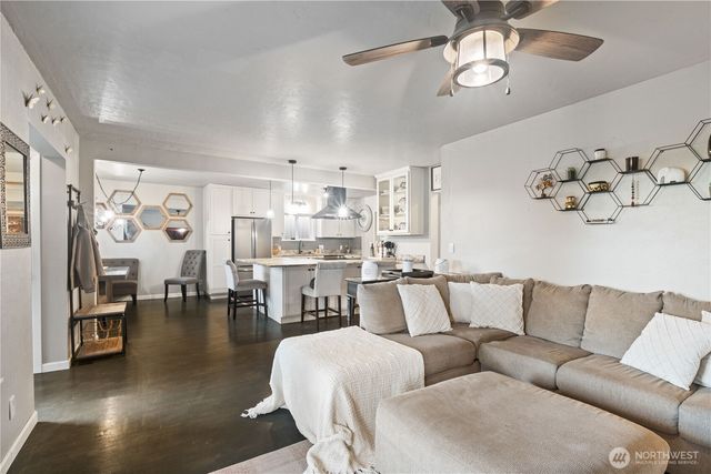 3116 Alderwood Avenue, Bellingham, WA 98225