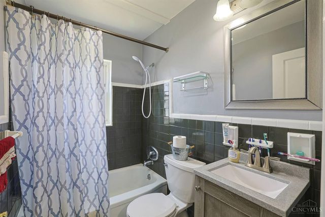 4217 Linden Avenue, Deer Park, OH 45236