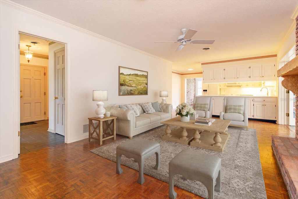 Image 17 of property listing at 5019 GRAN LAC AVENUE, Orlando, FL 32812