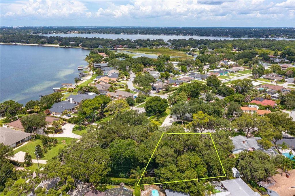 Image 46 of property listing at 5019 GRAN LAC AVENUE, Orlando, FL 32812
