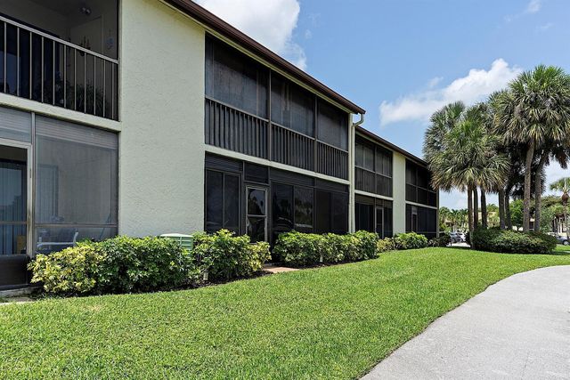7844 Willow Spring Drive 1713, Lake Worth, FL 33467