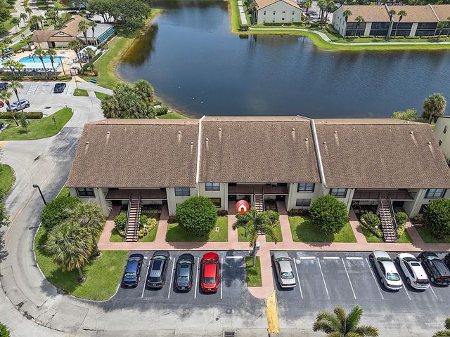 7844 Willow Spring Drive 1713, Lake Worth, FL 33467