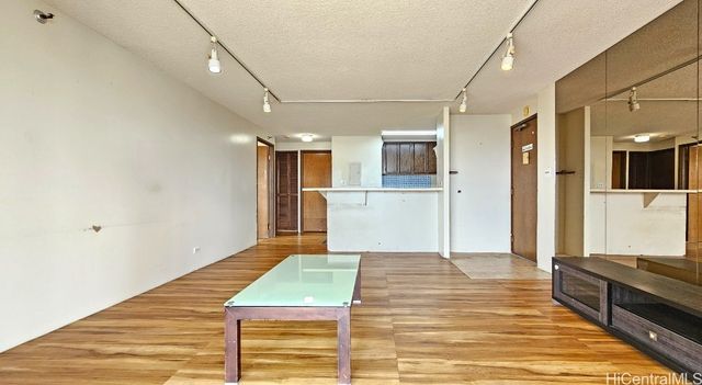 2222 Citron Street 403, Honolulu, HI 96826