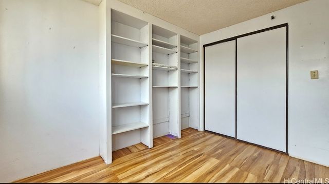 2222 Citron Street 403, Honolulu, HI 96826