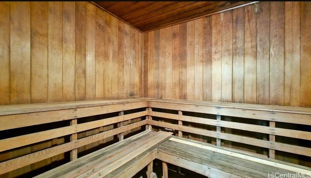 2222 Citron Street 403, Honolulu, HI 96826