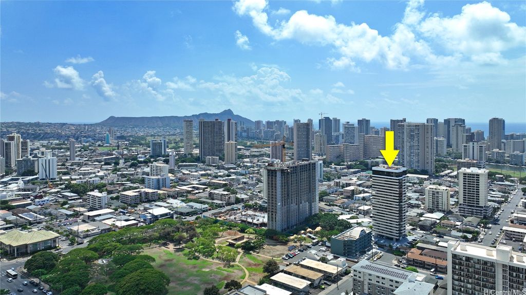 2222 Citron Street 403, Honolulu, HI 96826
