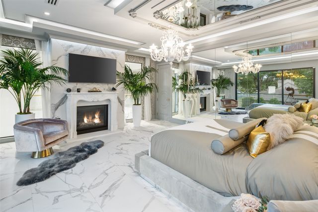 5025 Wateka Drive, Dallas, TX 75209