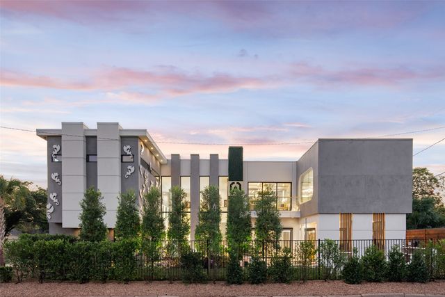 5025 Wateka Drive, Dallas, TX 75209