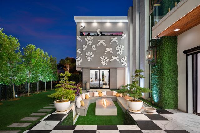 5025 Wateka Drive, Dallas, TX 75209