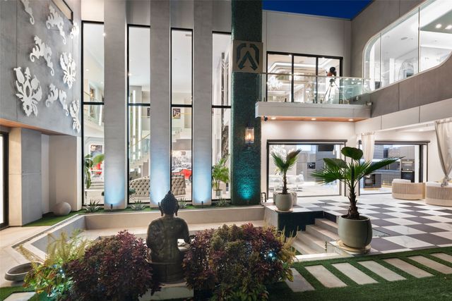 5025 Wateka Drive, Dallas, TX 75209