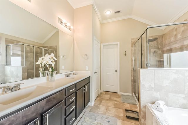 1619 Evermore Manor Lane, Houston, TX 77073