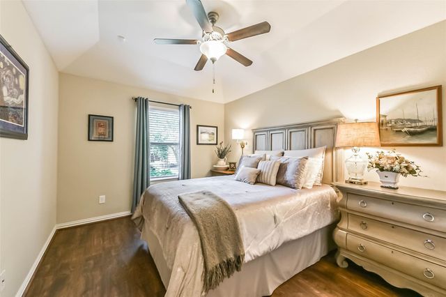 1619 Evermore Manor Lane, Houston, TX 77073