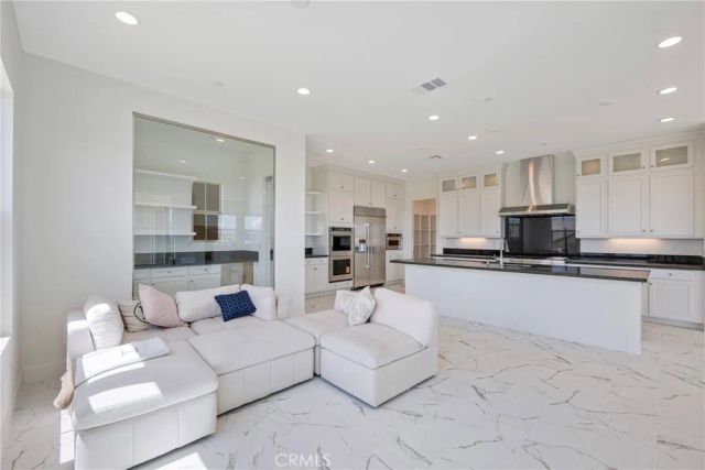 21204 Currant Court, Chatsworth, CA 91311