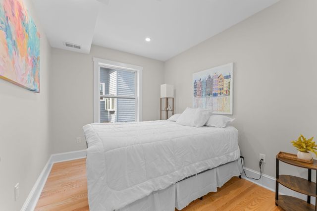 194 Washington Ave 4, Winthrop, MA 02152