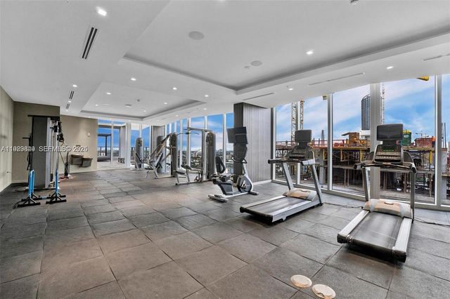 1010 SW 2nd Ave 1804, Miami, FL 33130