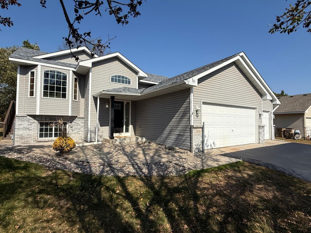 13151 13th Avenue N, Zimmerman, MN 55398