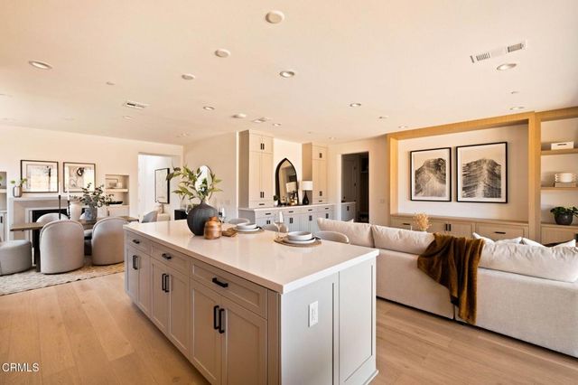 167 E Palm Street, Altadena, CA 91001