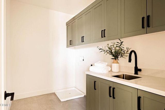 167 E Palm Street, Altadena, CA 91001