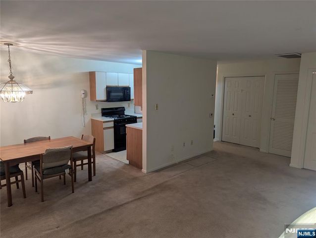 5 Colonial Village Drive, Hillsdale, NJ 07642