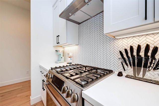 4101 Edison Street, Houston, TX 77009