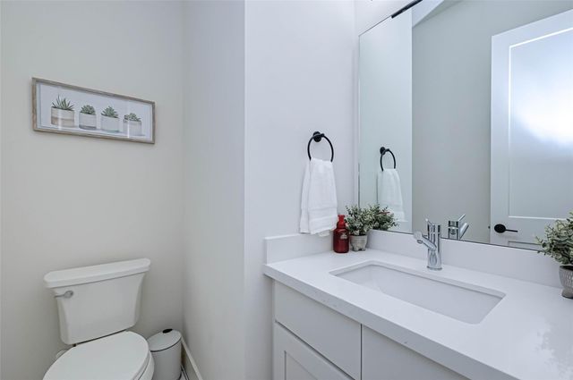 4101 Edison Street, Houston, TX 77009