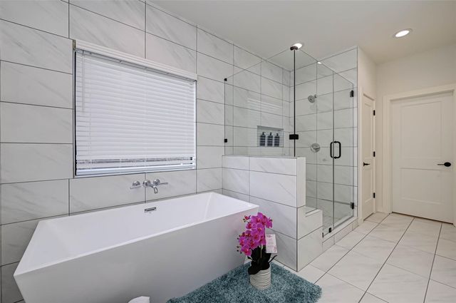 4101 Edison Street, Houston, TX 77009