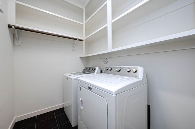 4101 Edison Street, Houston, TX 77009