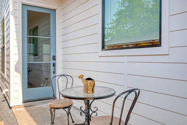 4101 Edison Street, Houston, TX 77009