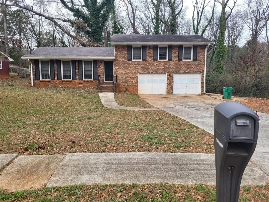 4796 Fairforest Drive, Stone Mountain, GA 30088