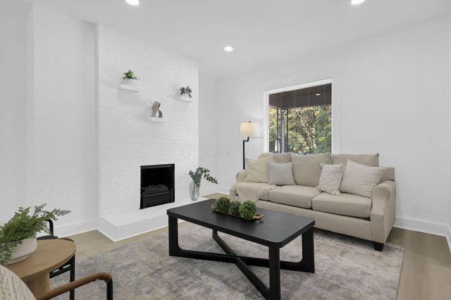 463 N Champion Avenue, Columbus, OH 43203