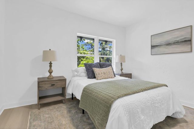 463 N Champion Avenue, Columbus, OH 43203