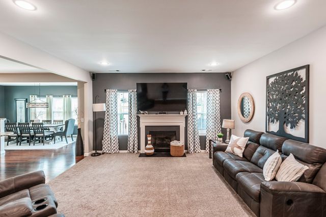 770 Nelms Dr, Gallatin, TN 37066