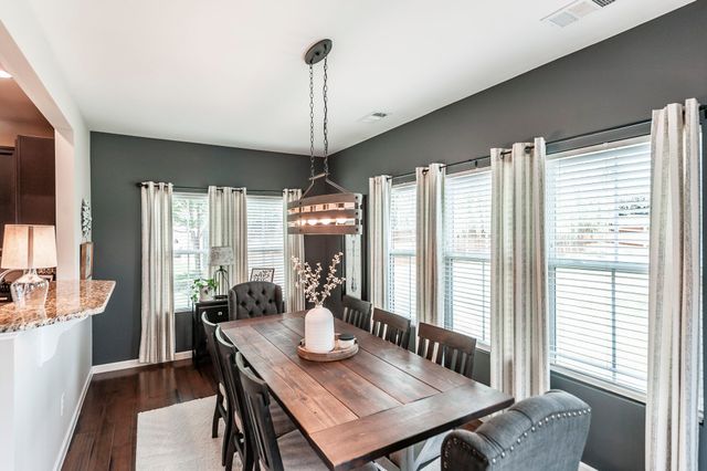 770 Nelms Dr, Gallatin, TN 37066