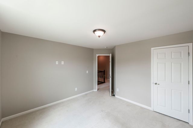 770 Nelms Dr, Gallatin, TN 37066