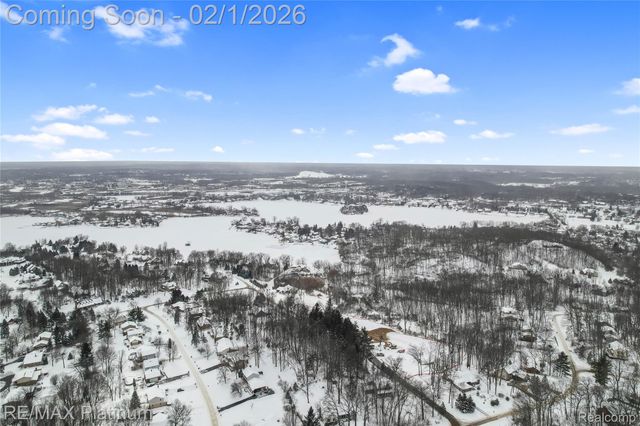 8760 Dann Drive, Brighton Township, MI 48114