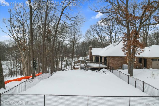 8760 Dann Drive, Brighton Township, MI 48114