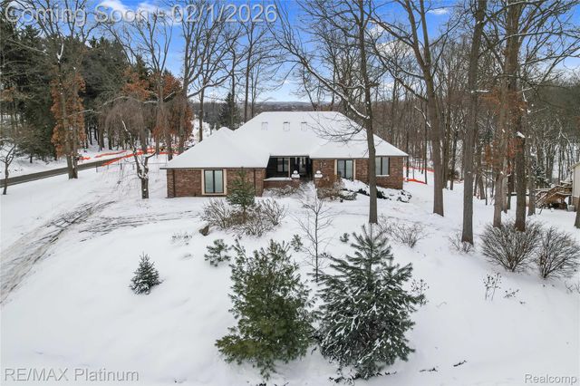 8760 Dann Drive, Brighton Township, MI 48114