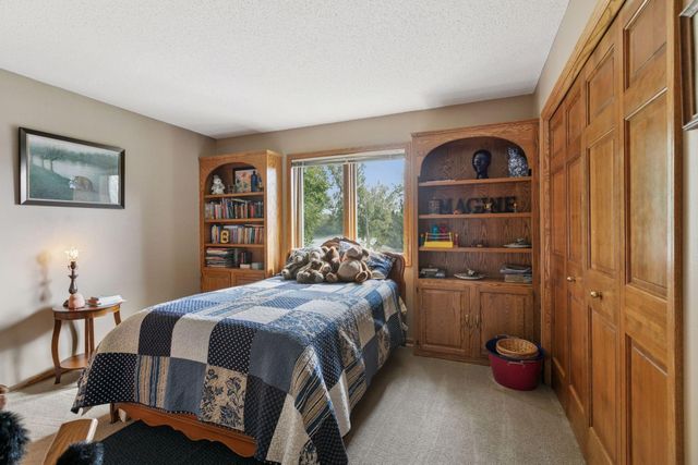 1629 Keller Lake Drive, Burnsville, MN 55306